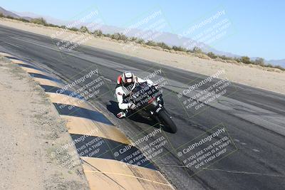 media/Dec-01-2025-Moto Forza (Mon) [[2daa91e15f]]/2-Intermediate Group/Session 4 (Turn 10 Inside)/